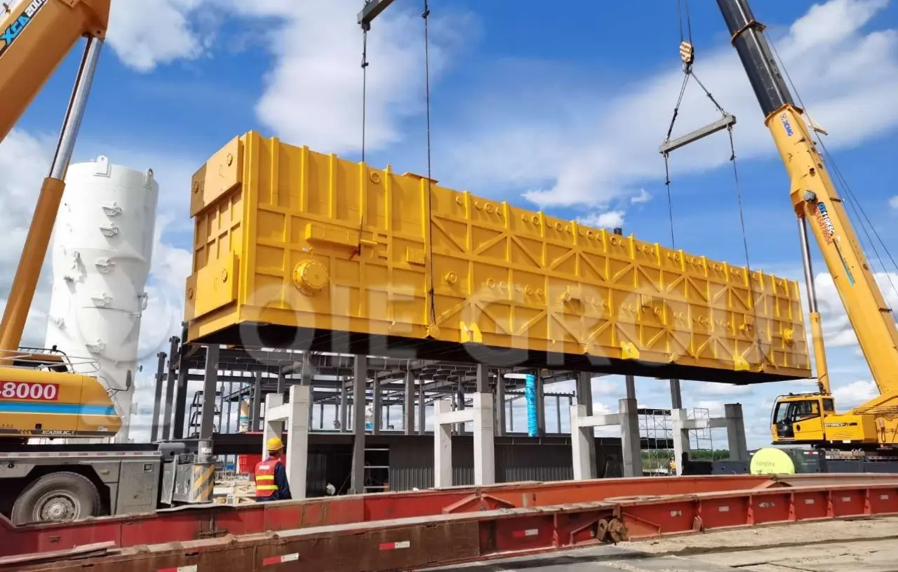 مستخلص مذيب من النوع السلسلي لاستخراج الزيوت الصالحة للأكل بشكل مستمر مع كمية قليلة من الزيت المتبقي