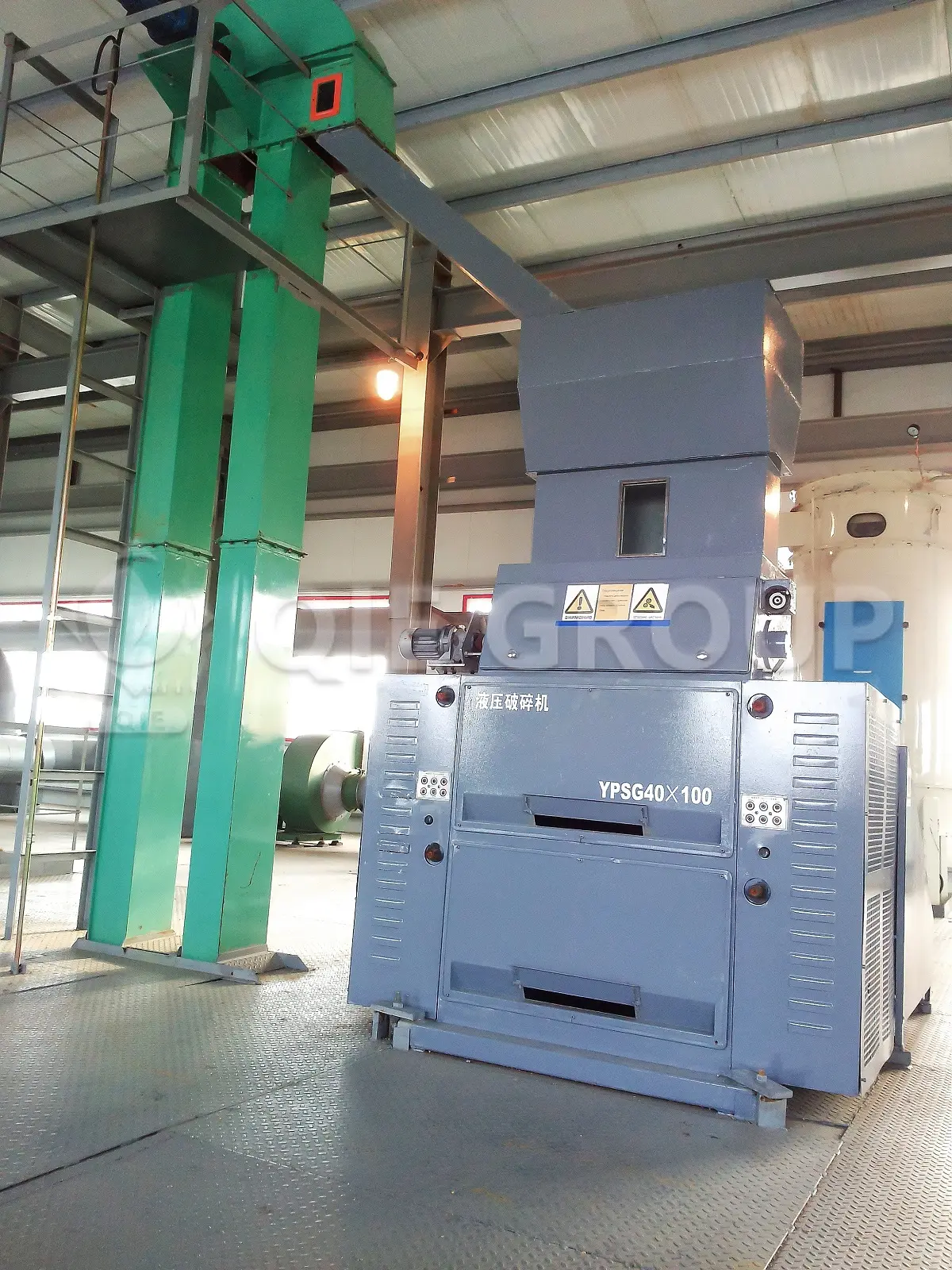 تقوم آلة سحق البذور الزيتية بعصر وسحق البذور الزيتية لزيادة مساحة إنتاج الزيت