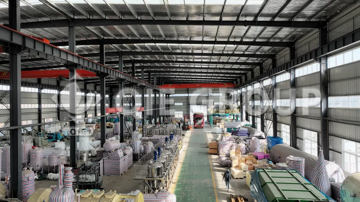 ورشة تصنيع معدات زيوت الطعام المتطورة التابعة لمجموعة QIE